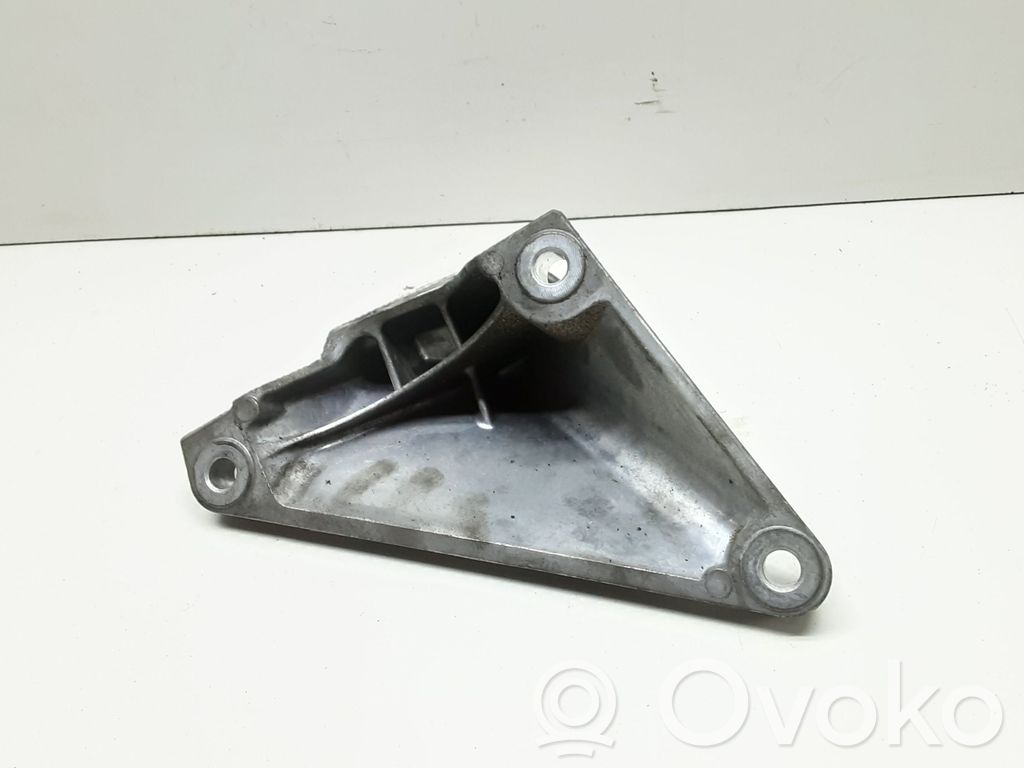 BMW 5 E60 E61 Engine mounting bracket 