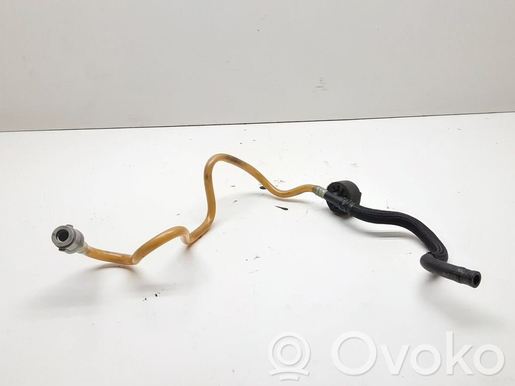 BMW 5 E60 E61 Fuel line pipe 