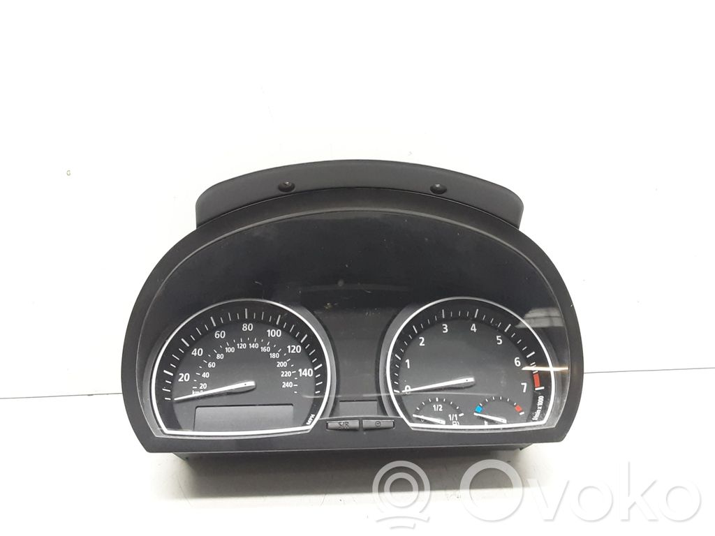 BMW X3 E83 Speedometer (instrument cluster) 