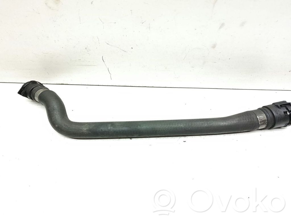 Engine coolant pipe/hose