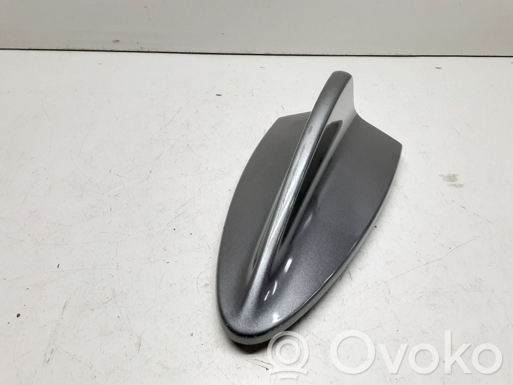 BMW 3 E90 E91 Stogo (GPS) antenos dangtelis 