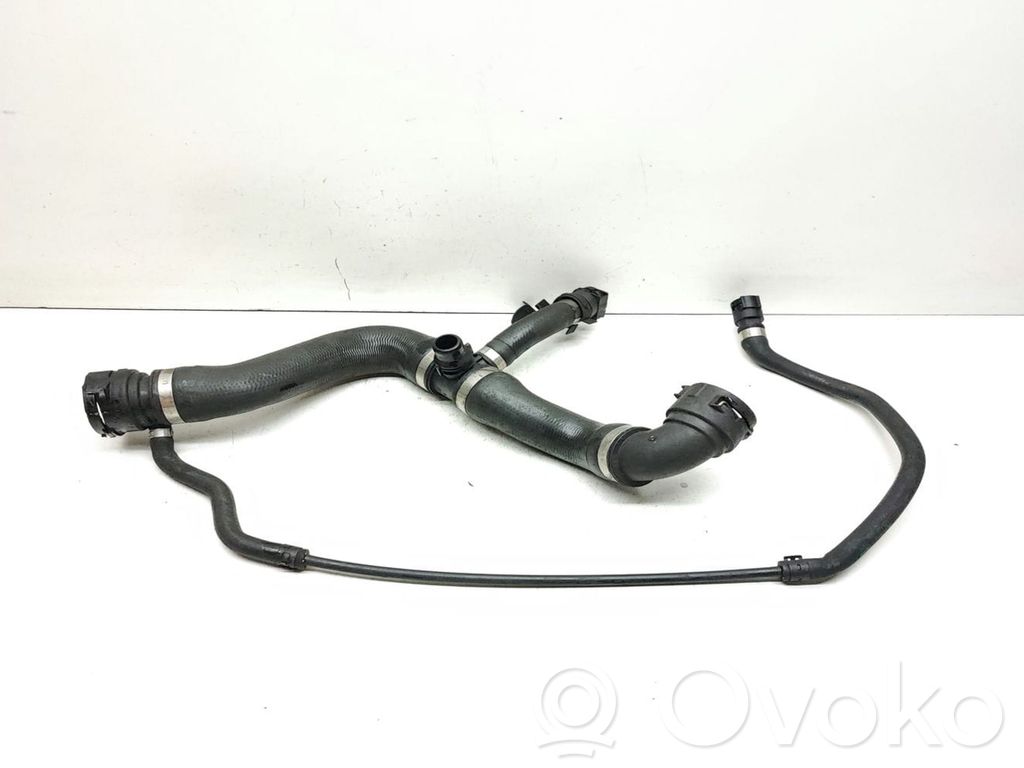 BMW 3 E92 E93 Engine coolant pipe/hose 