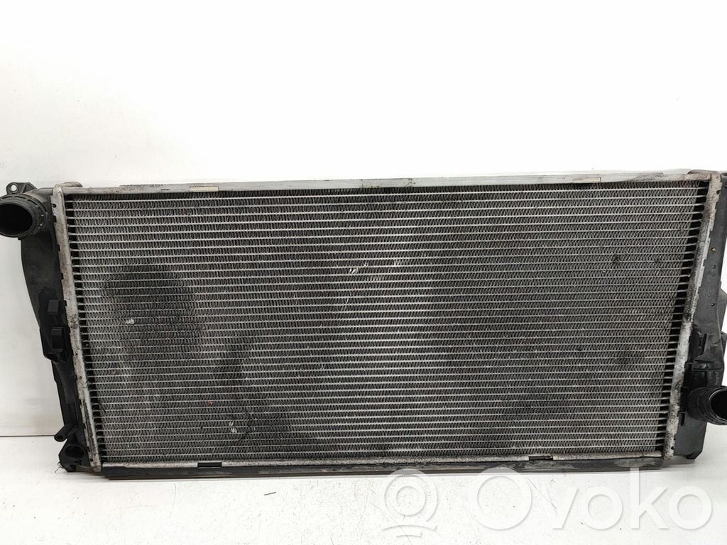 BMW 3 E90 E91 Coolant radiator 