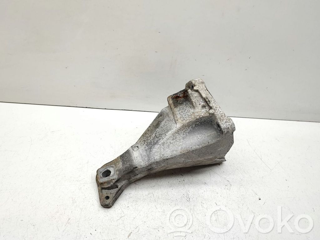 BMW 3 E92 E93 Engine mounting bracket 