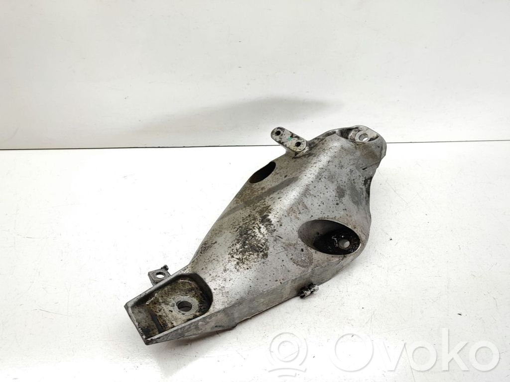 BMW X5 E70 Engine mounting bracket 