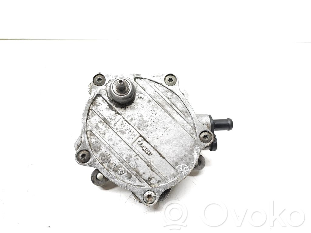 BMW 7 E65 E66 Siurblys vakuumo 