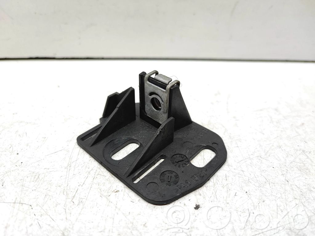 BMW 3 E90 E91 Front bumper mounting bracket 