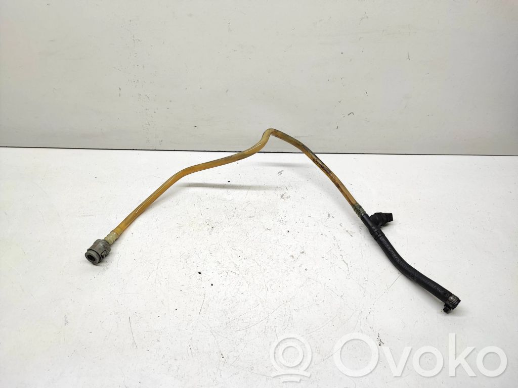BMW X5 E53 Fuel line pipe 
