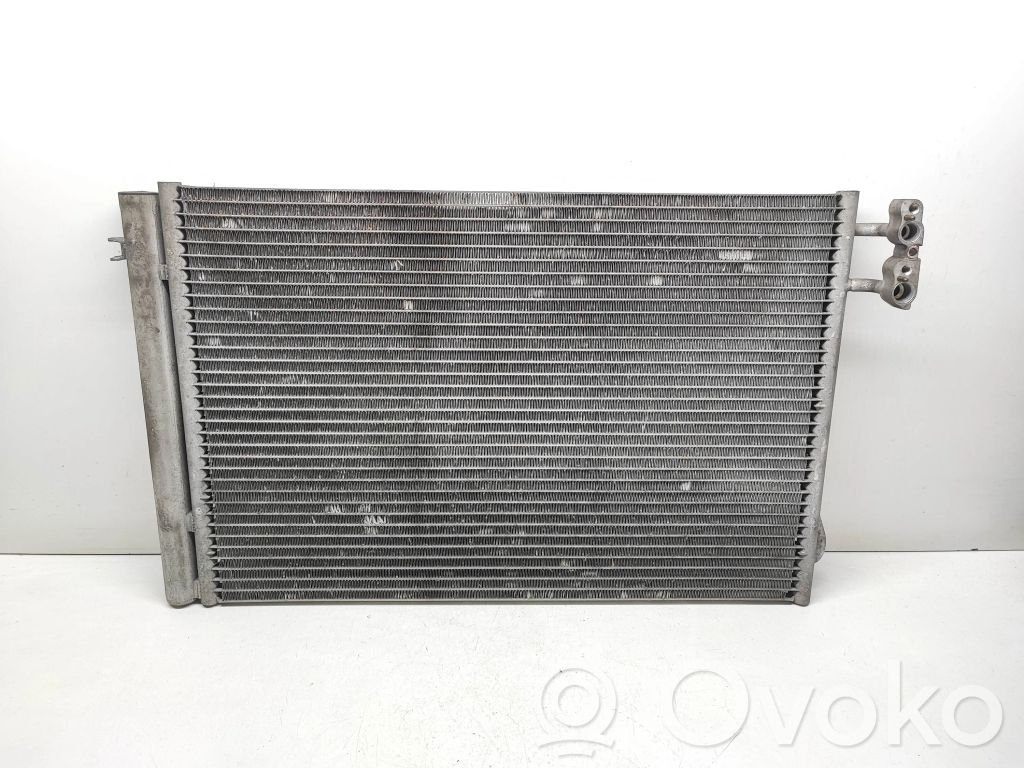 BMW 1 E82 E88 Oro kondicionieriaus radiatorius aušinimo 