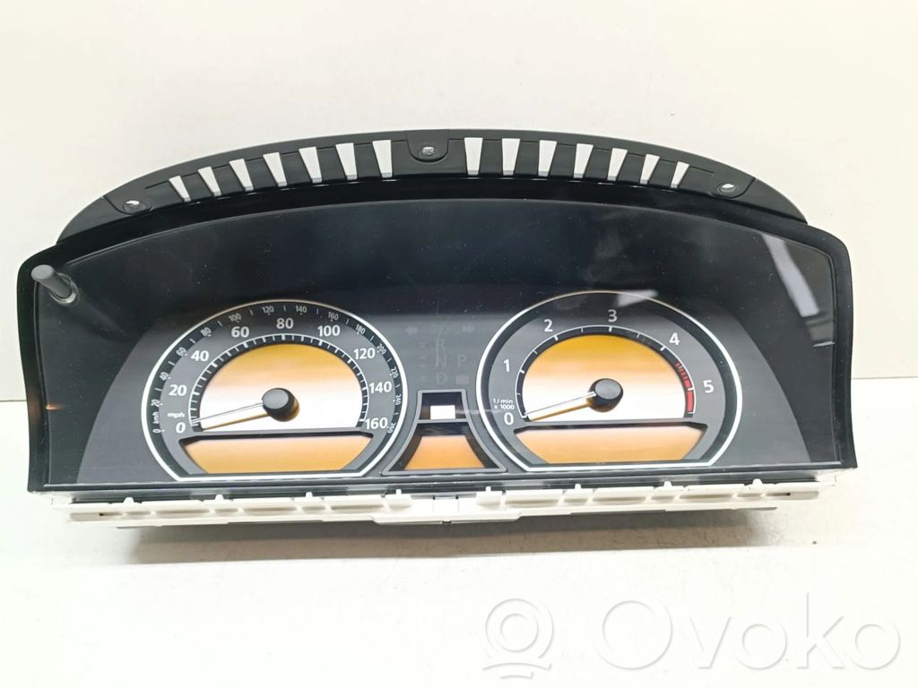 BMW 7 E65 E66 Nopeusmittari (mittaristo) 