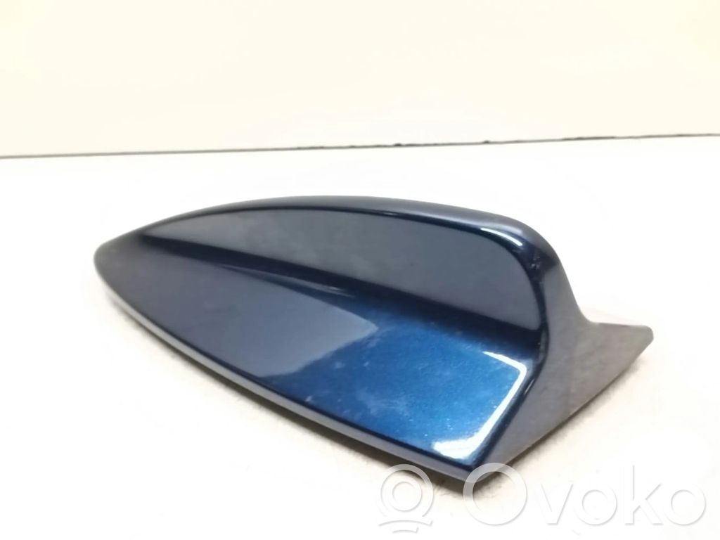 BMW X1 E84 Kattoantennin (GPS) suoja 