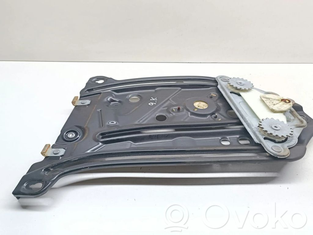 BMW 1 E82 E88 Regulador de puerta trasera con motor 
