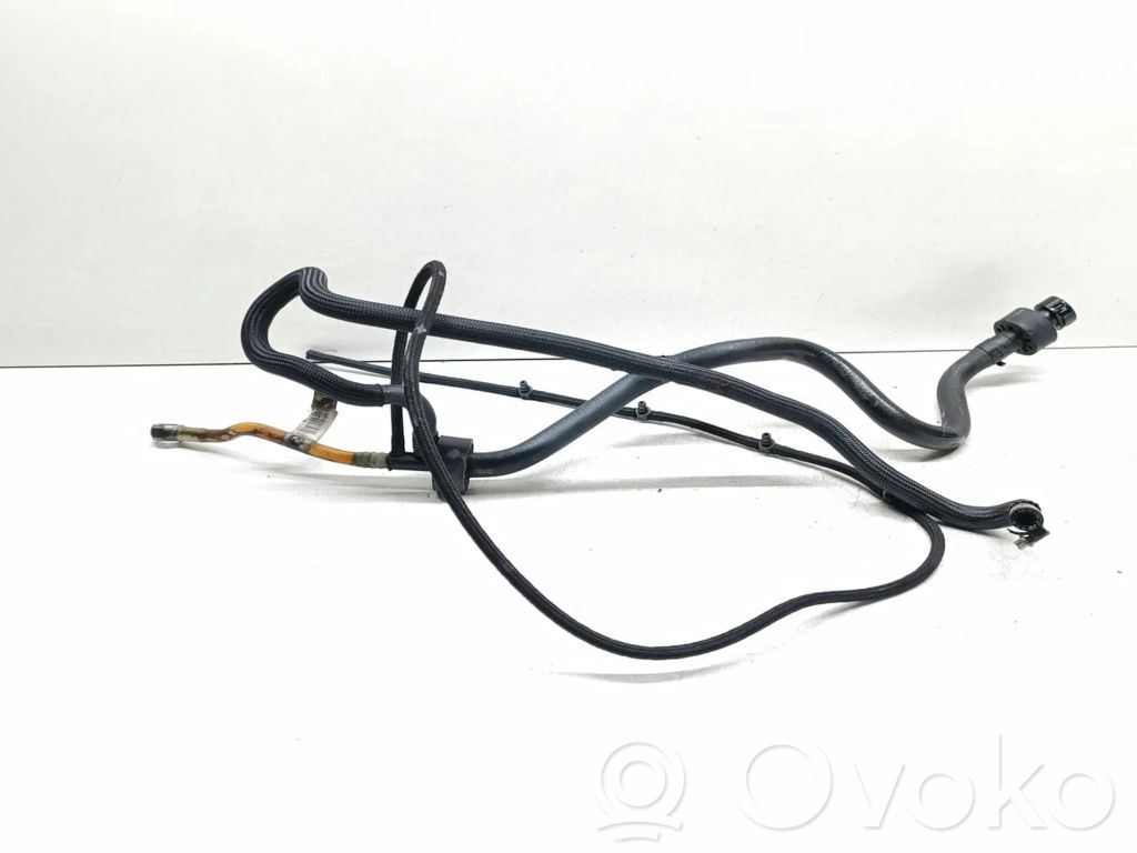 BMW 3 E92 E93 Caurule (-es) / šļūtene (-es) 