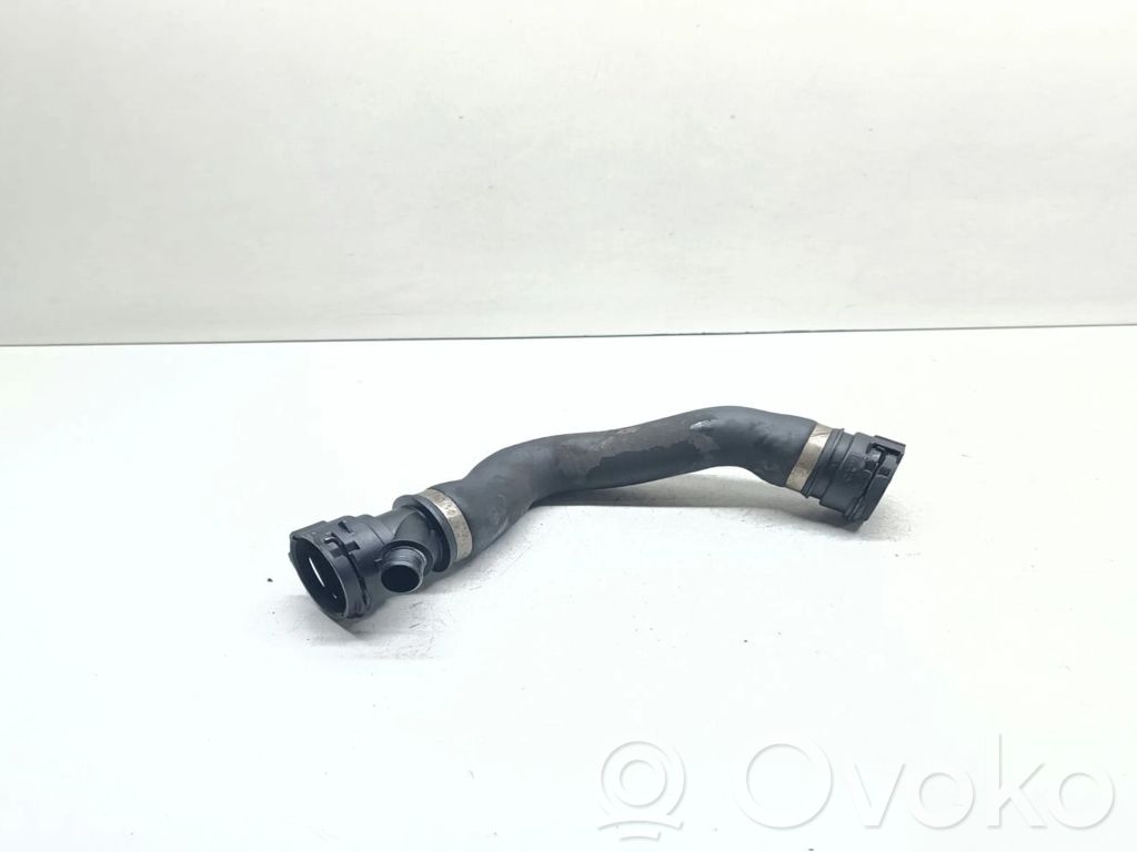 BMW X3 E83 Engine coolant pipe/hose 