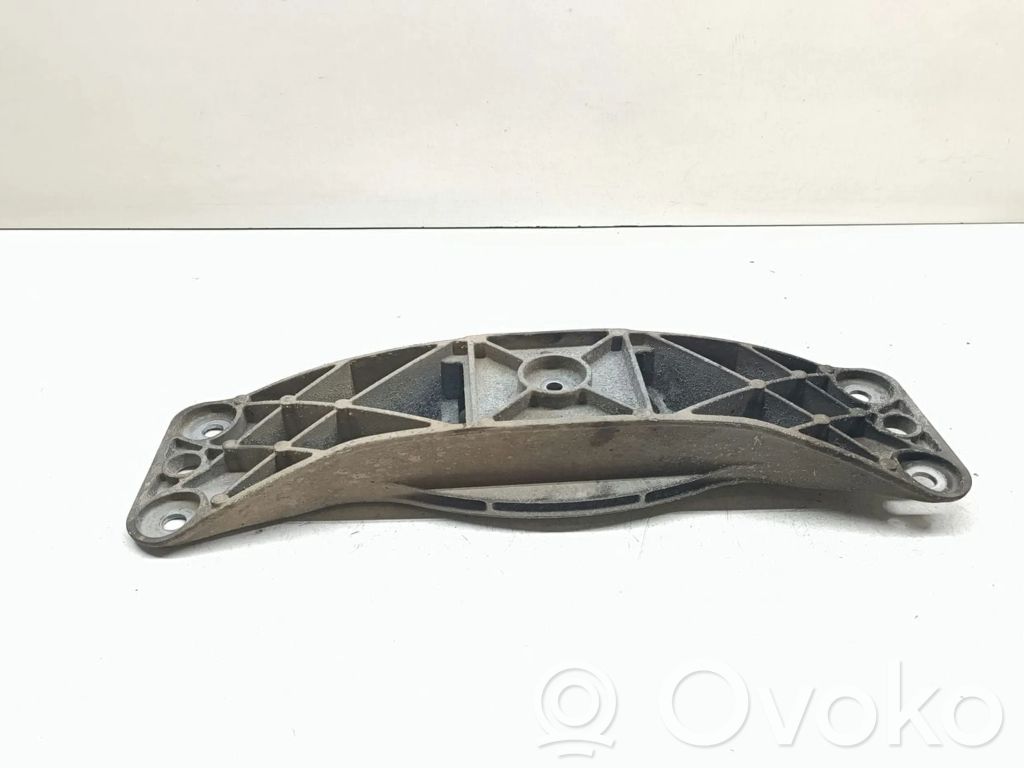 BMW 5 E60 E61 Gearbox mounting bracket 