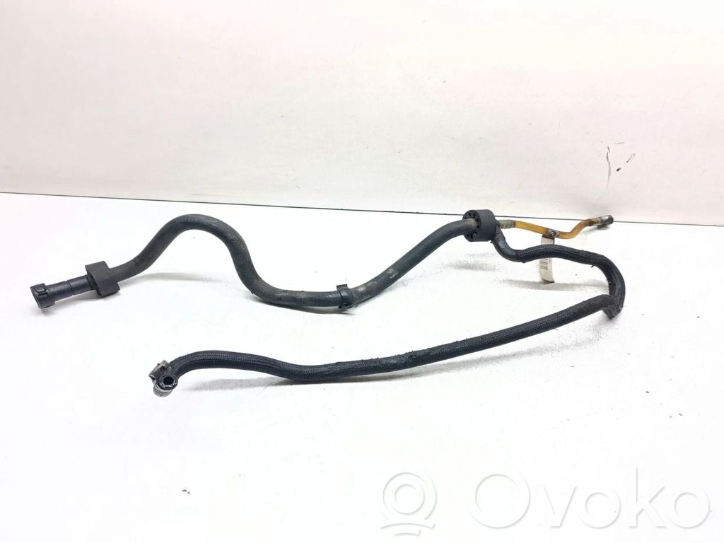 BMW 3 E90 E91 Caurule (-es) / šļūtene (-es) 