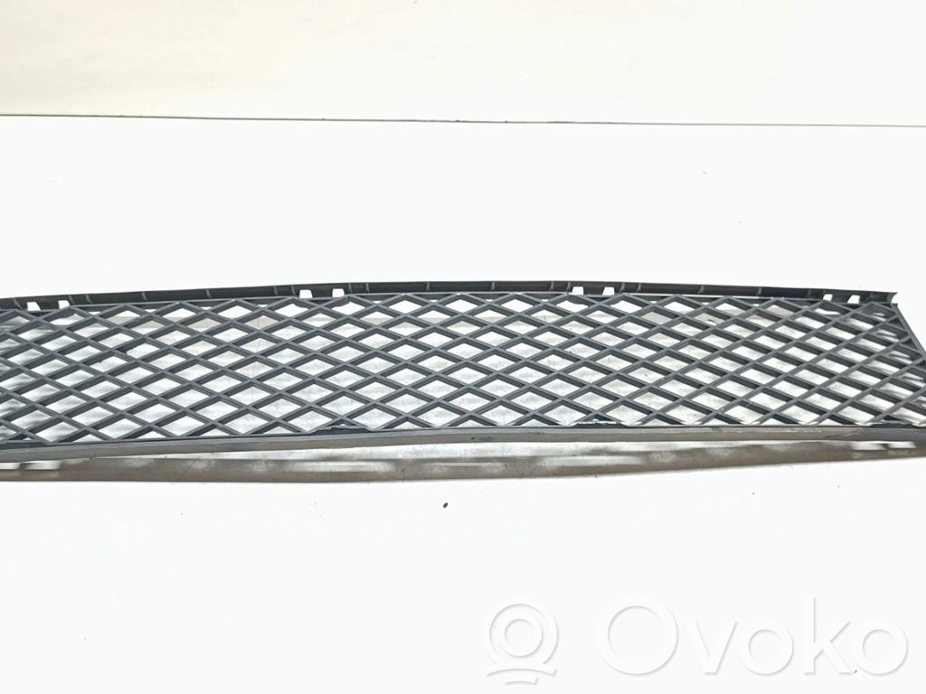 BMW 7 E65 E66 Front bumper lower grill 