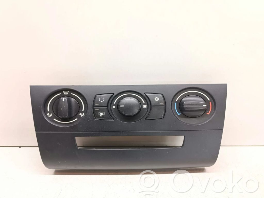 BMW 1 E81 E87 Climate control unit 