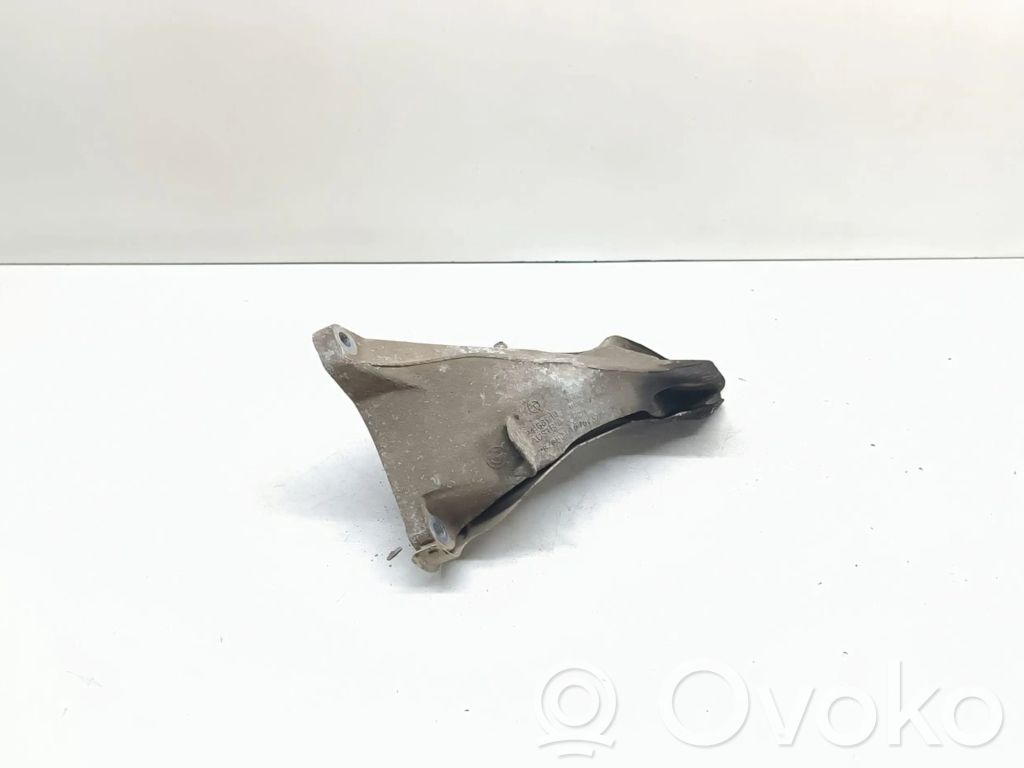 BMW 1 E81 E87 Engine mounting bracket 