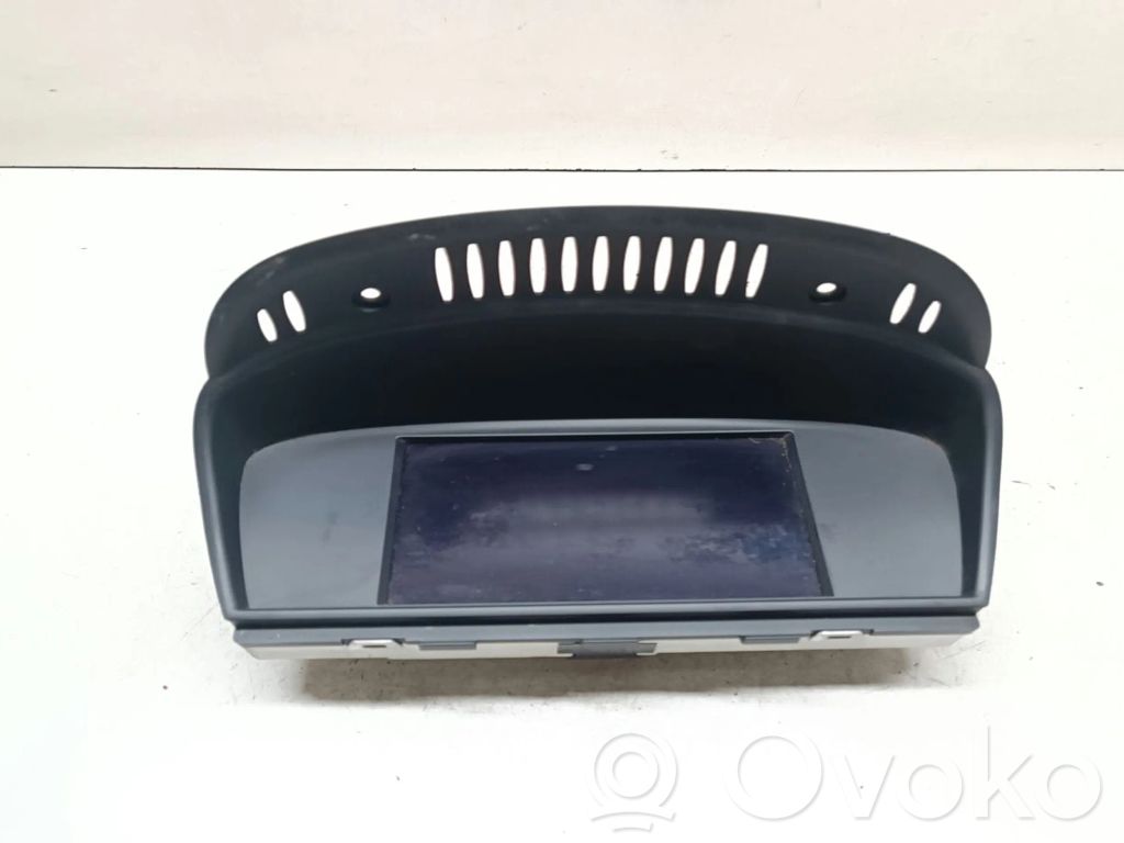 Screen/display/small screen   9211972,65829211972