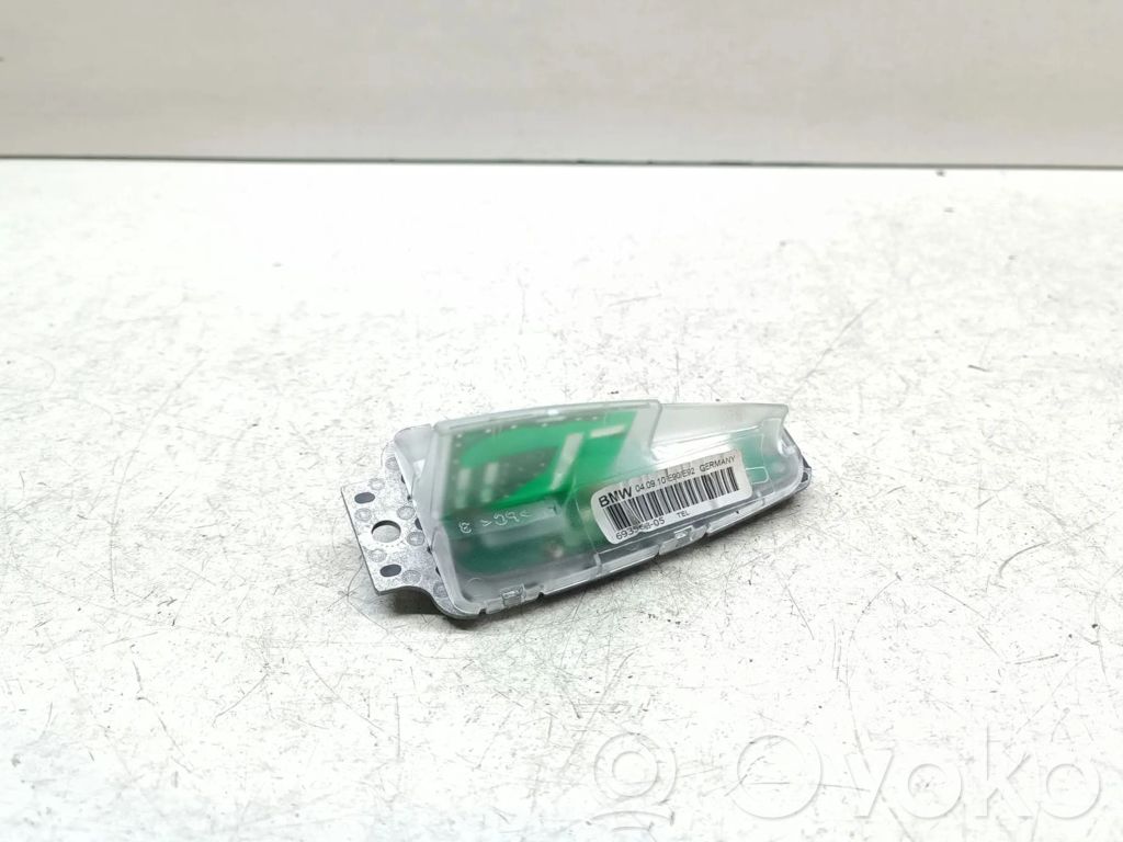 GPS Antenne   6935688