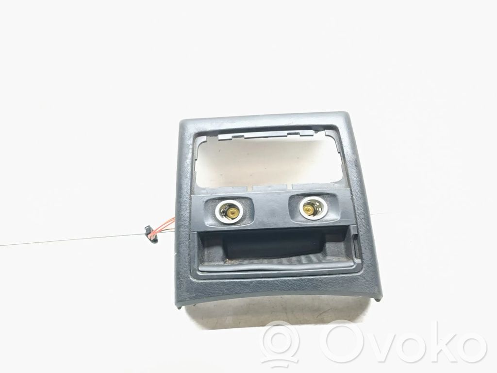 BMW 3 E90 E91 Rear air vent grill 