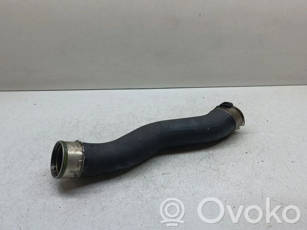 Intercooler hose/pipe