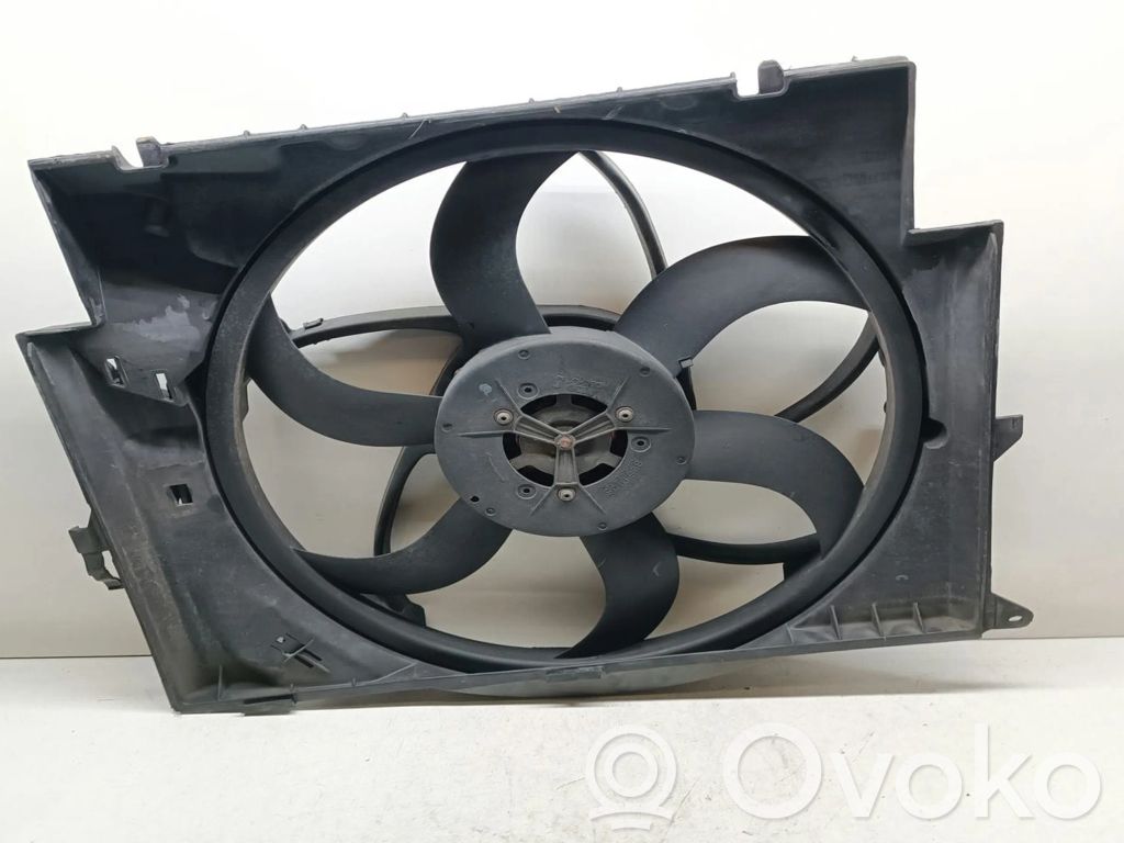 BMW 3 E90 E91 Elektrisks radiatoru ventilators 