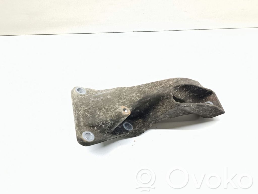 Engine mounting bracket   6759487,22116759487