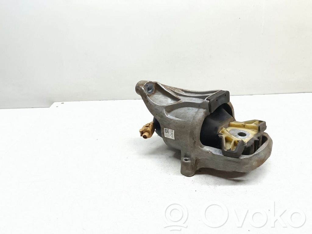 Audi A4 S4 B9 8W Engine mount bracket 