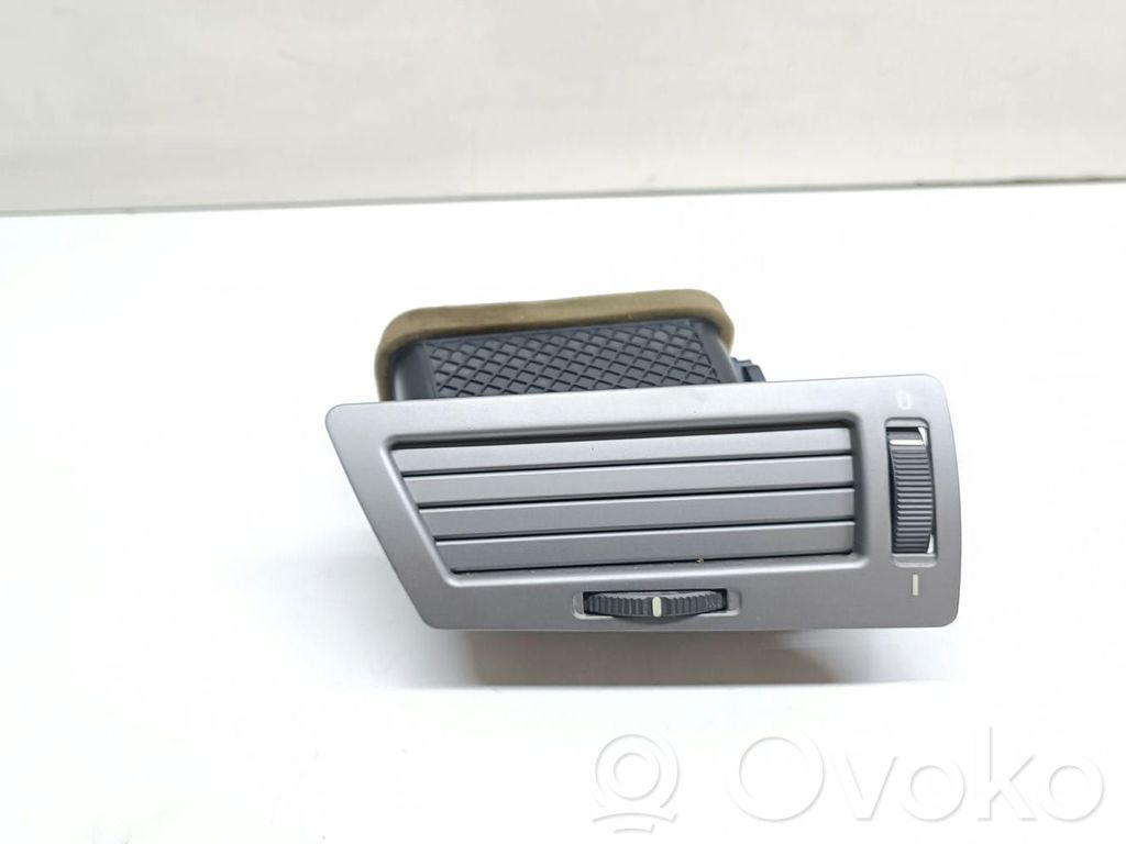 BMW 7 E65 E66 Šoninės oro grotelės 
