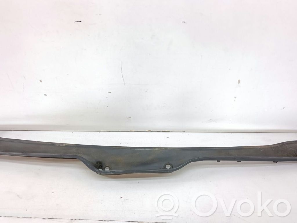 BMW 7 E65 E66 Wiper trim 
