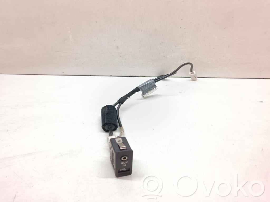 USB-pistokeliitin   9129651,61319129651