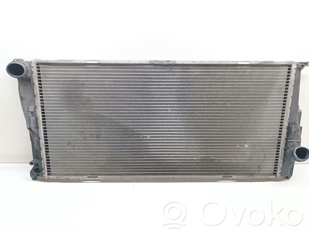 BMW 1 E82 E88 Aušinimo skysčio radiatorius 