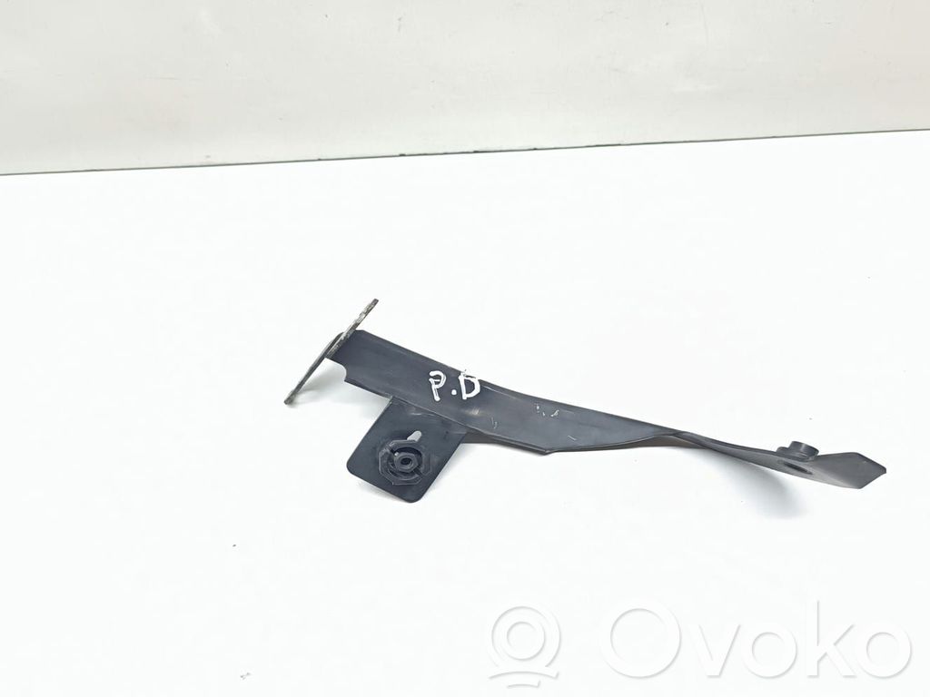 BMW 6 E63 E64 Halterung Kotflügel 