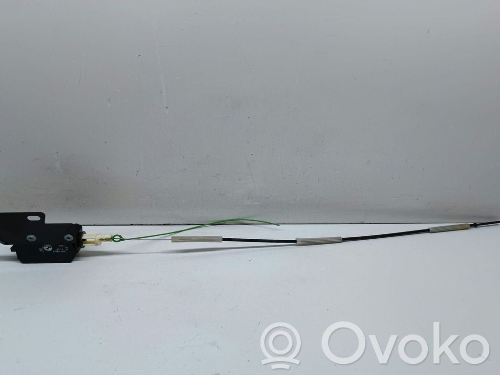 BMW 6 E63 E64 Fuel tank cap lock motor 