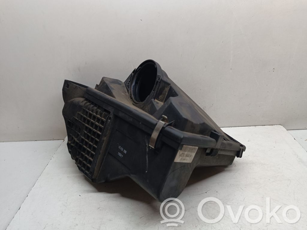 BMW 3 E90 E91 Air filter box 