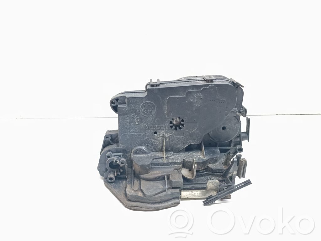 BMW 3 E90 E91 Priekinė durų spyna 