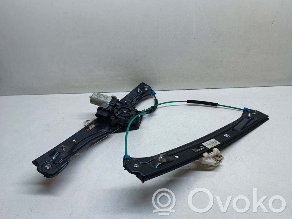 BMW 1 F20 F21 Front door window regulator with motor 