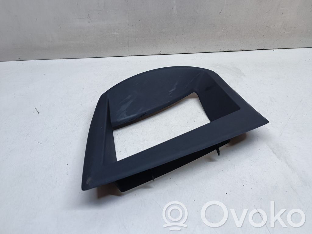 BMW X6 M Head-up apdaila 