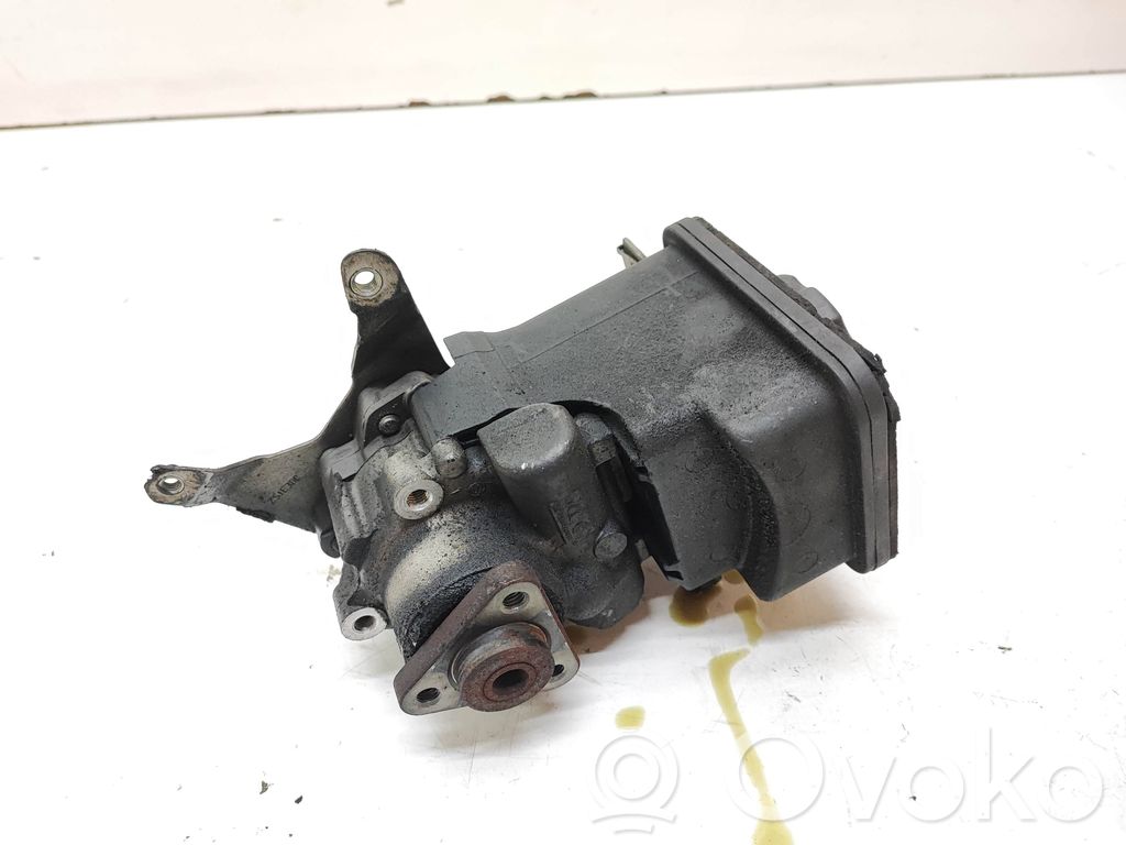 BMW 5 E60 E61 Servopumpe 