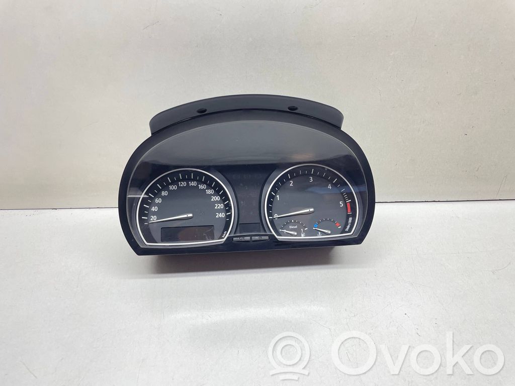 BMW X3 E83 Speedometer (instrument cluster) 
