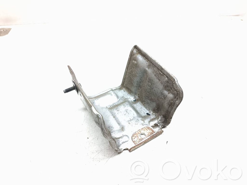 BMW 5 F10 F11 Altra parte del vano motore 