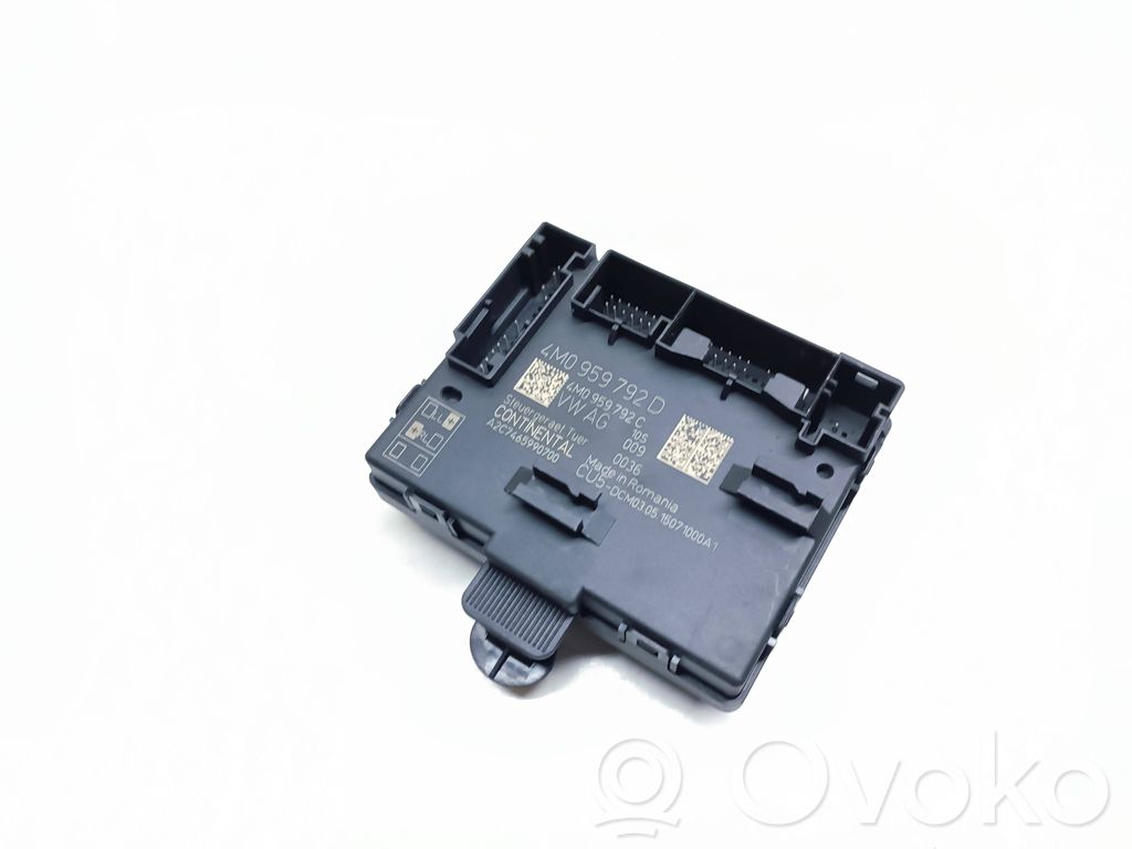 Audi Q7 4M Door control unit/module 