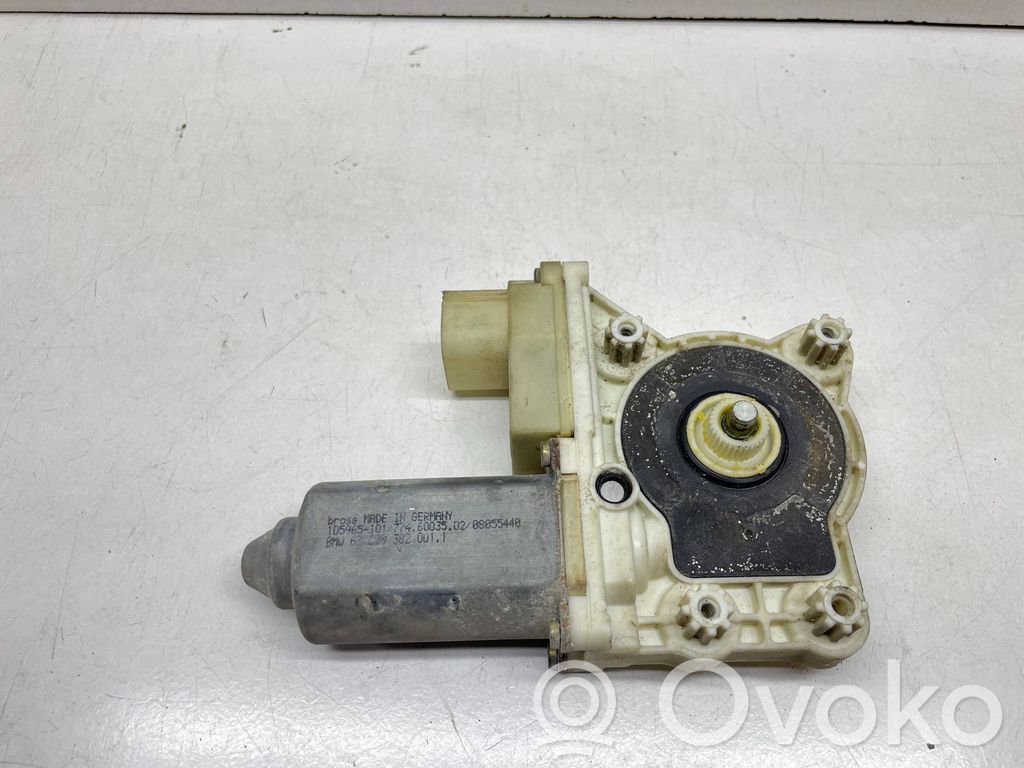 BMW 7 E65 E66 Priekinio lango pakelėjo varikliukas 