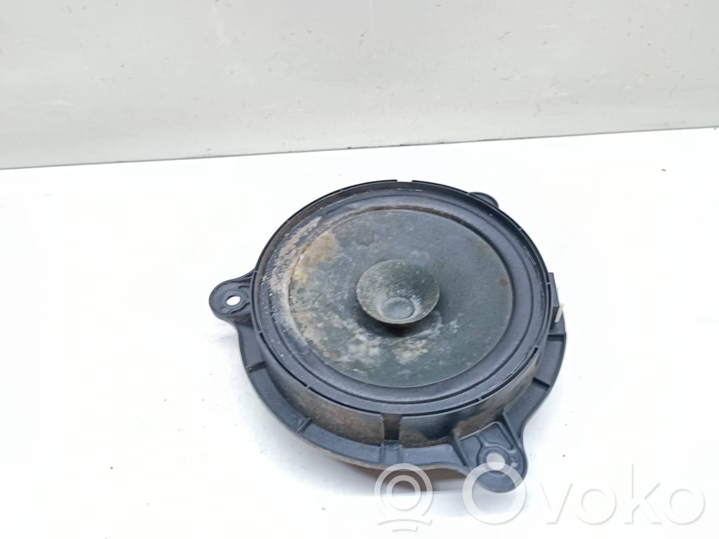 Nissan X-Trail T32 Altoparlante portiera posteriore