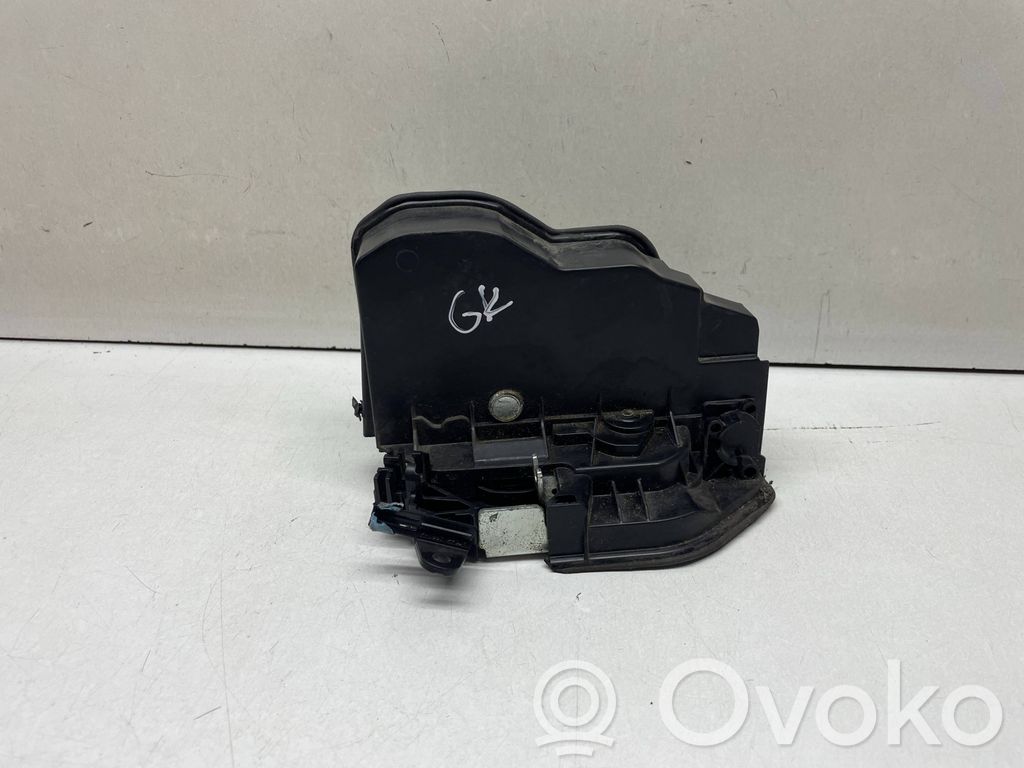 BMW X3 F25 Cerradura de puerta trasera 