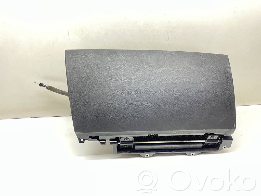 BMW 7 E65 E66 Glove box 