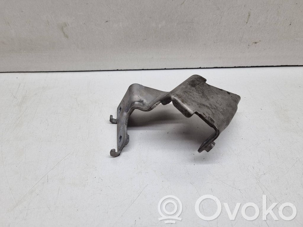 Nissan X-Trail T32 Other engine bay part 