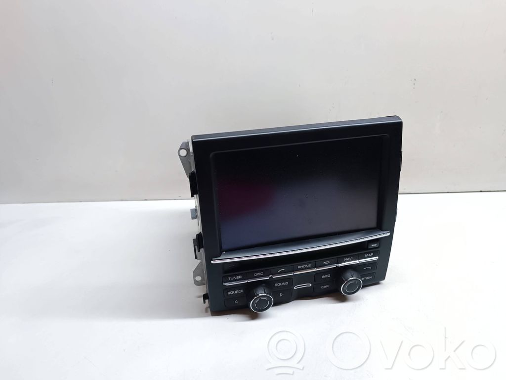 Porsche Cayenne (92A) Radio/CD/DVD/GPS head unit 